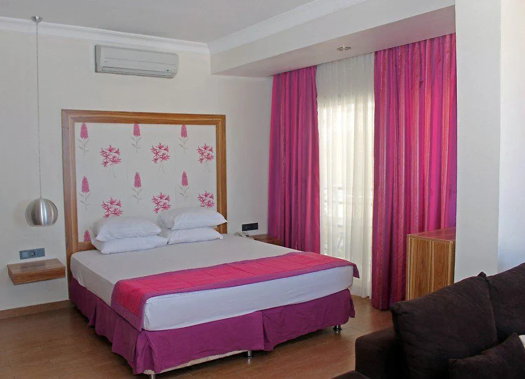 Mert Seaside Hotel (Adults Only) Мармарис